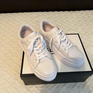 J slides, Amanda white sneaker